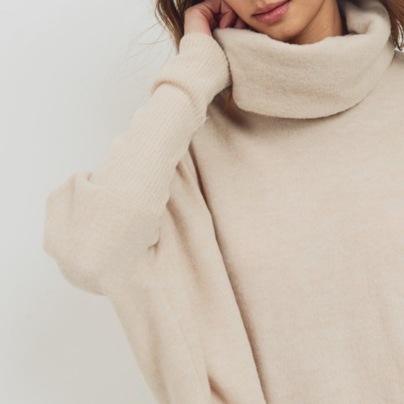 SOLD OUT - Picture 2 of 3